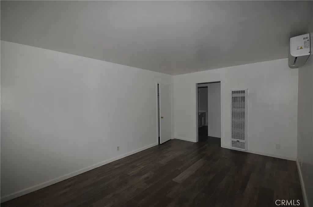 1 bed, 593 sqft, $2,025 — Photo 2