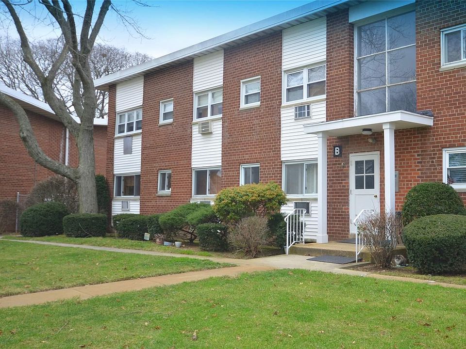 1st image of 125 Hempstead Grdns Drive #B1A