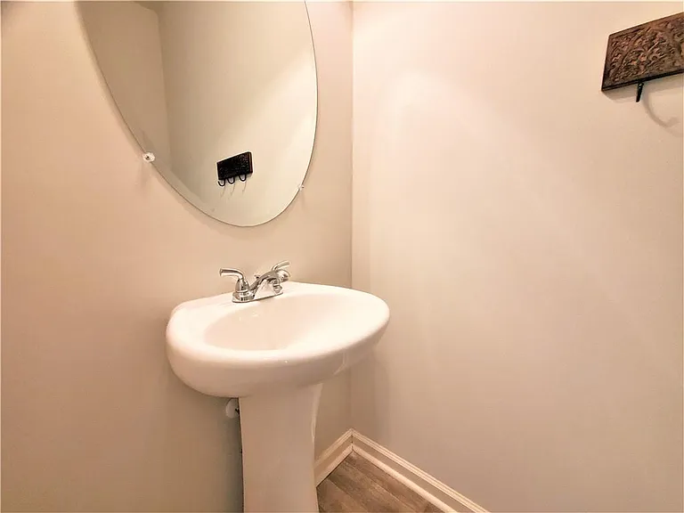 349 Turtle Creek Dr — Photo 23