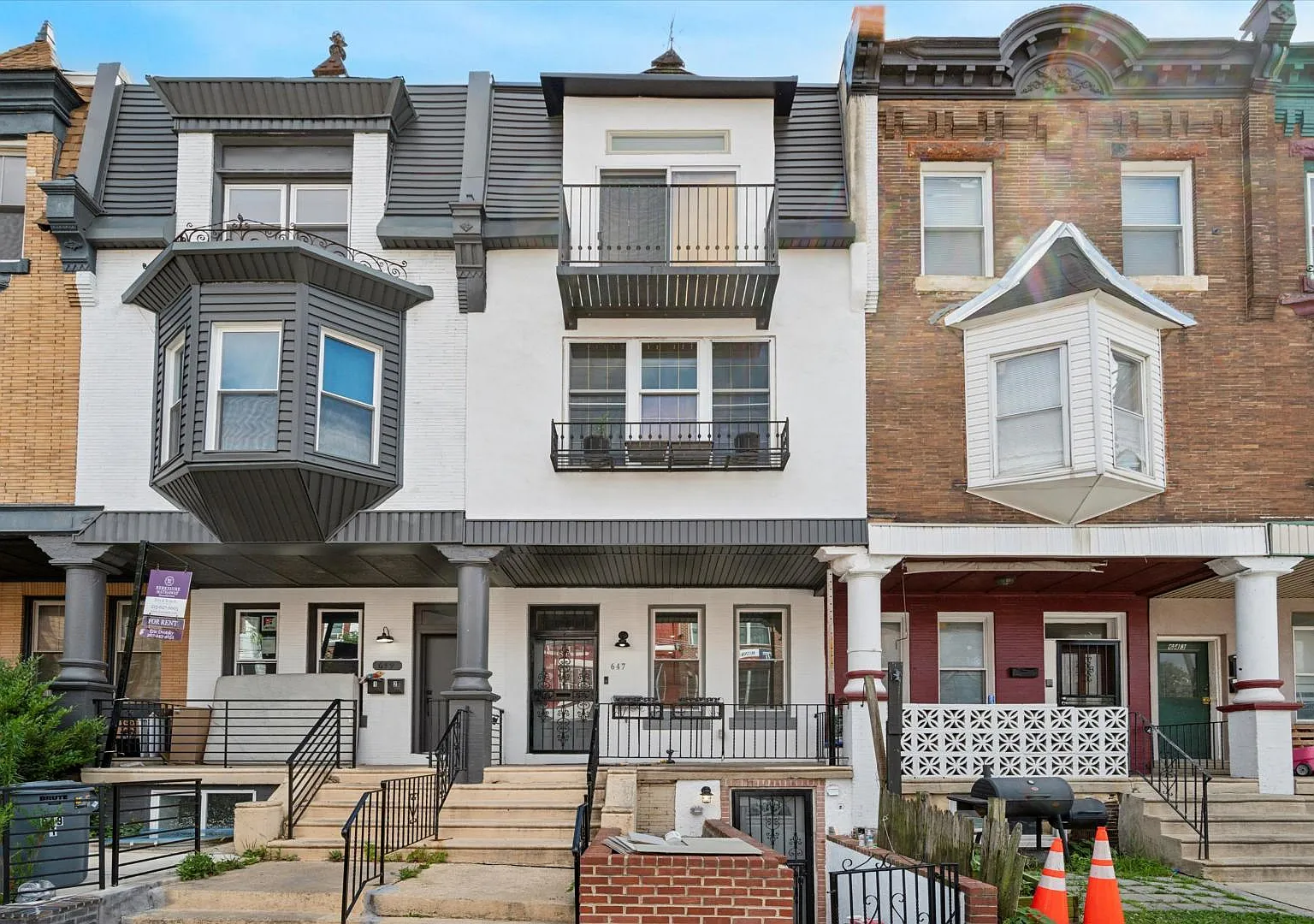647 N 33rd St - House — Photo 1