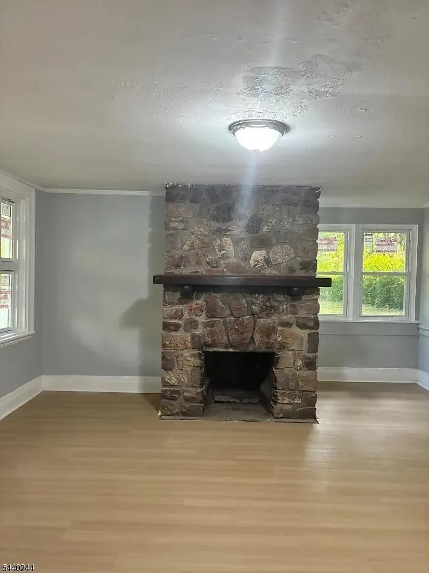 1195 Union Valley — Photo 1