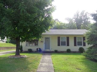 4111 Meadowridge Rd, Evansville, IN 47710