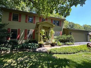 13827 Lucca Forest Dr, Bloomington, IL