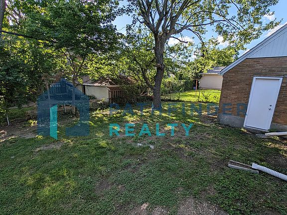 4th image of 2303 Elsmere Ave