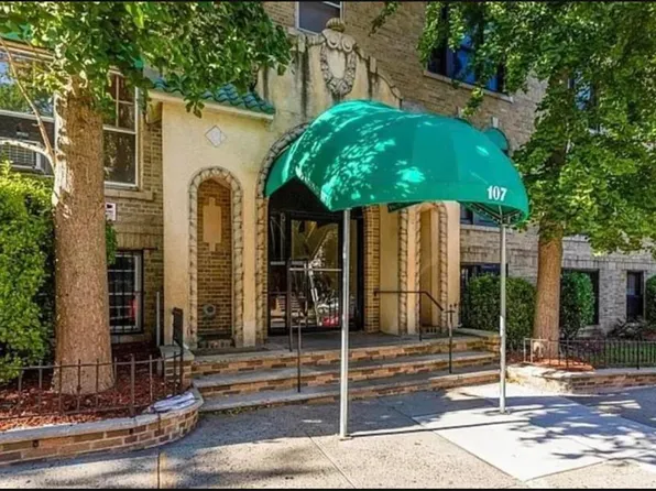 107 Kensington Avenue image 24 of 32