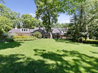 2508 Oakridge Ln, Rockford, IL 61107