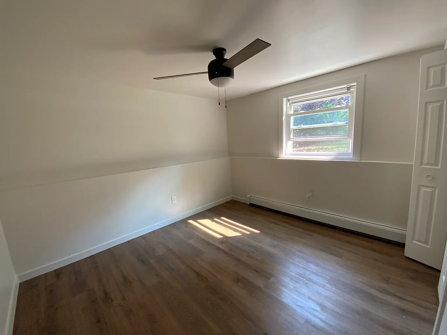 2 bed, 1200 sqft, $1,050 — Photo 3