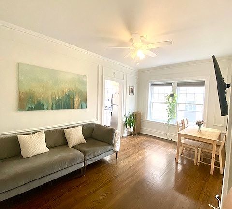 2nd image of 212 N Oak Park Ave APT 1EE