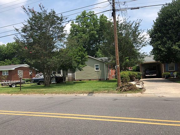 3rd image of 215 Bunche Dr