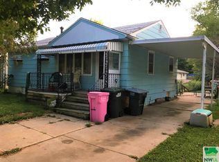 2513 S Steele St, Sioux City, IA 51106