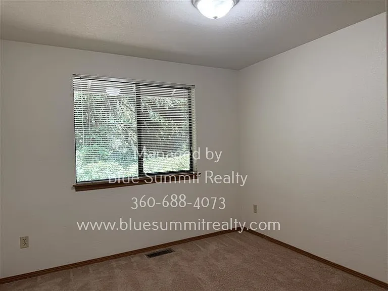 2120 Agate Ct SE — Photo 15