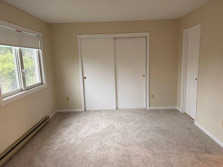 L4 Stonehedge Dr #L4 — Photo 10