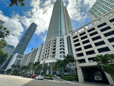 950 Brickell Bay Dr APT 5302, Miami, FL, 33131