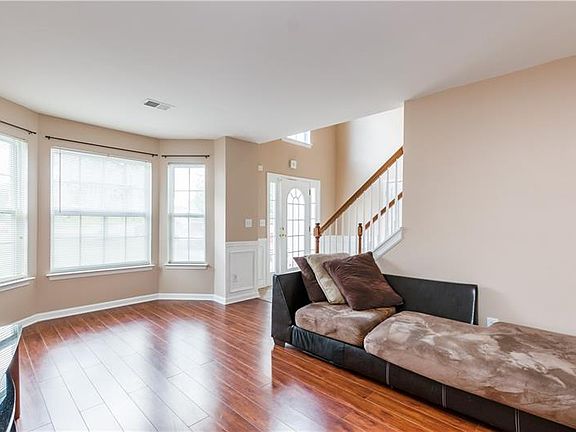 5th image of 577 Trotters Ln
