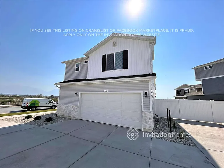 461 E Kanab Creek Dr — Photo 2