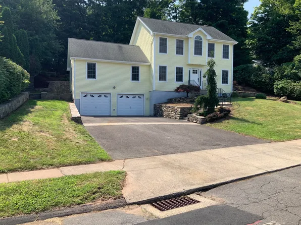 57 Westwood Lane, Middletown, CT 06457