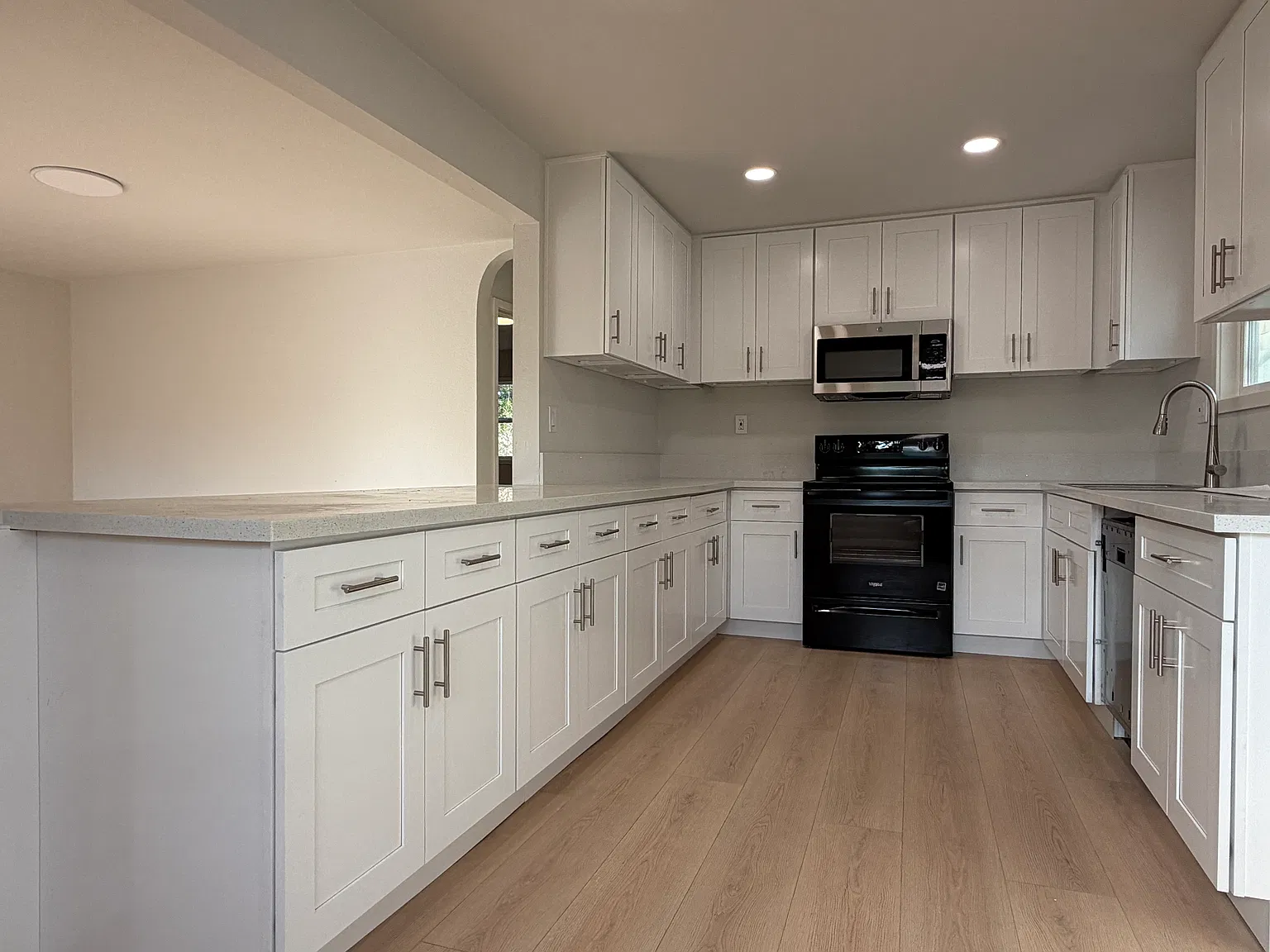 3 bed, 1222 sqft, $2,875 — Photo 4