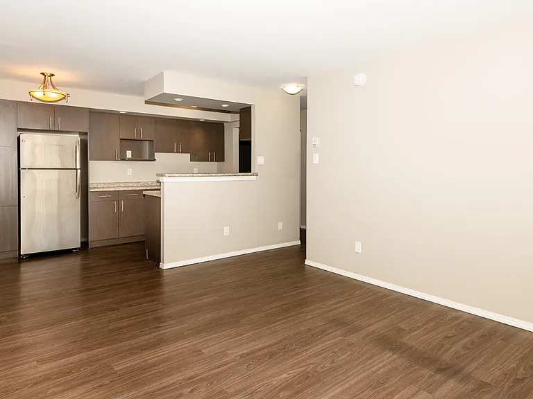 2331 Pembina Hwy — Photo 11