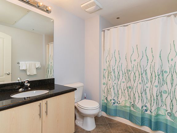 4th image of 525 11th Ave Unit 1304