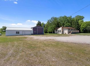 E3063 Townline Rd, Kewaunee, WI 54216