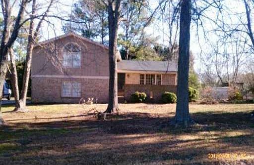 2nd image of 2958 Sandra Dr