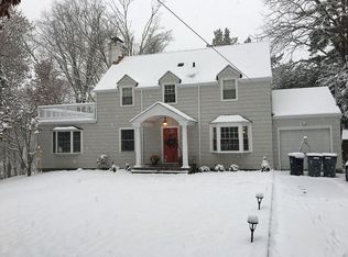 2 Plymouth Rd, Chappaqua, NY 10514