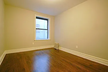 Rented by Uptown Flats LLC