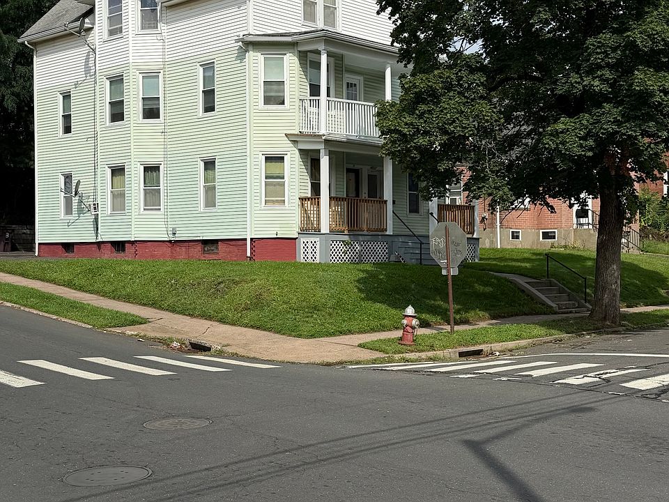 1st image of 37 Greenwood St Floor 2