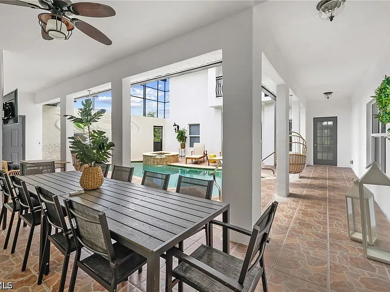 2250 SW 20th Ave — Photo 10