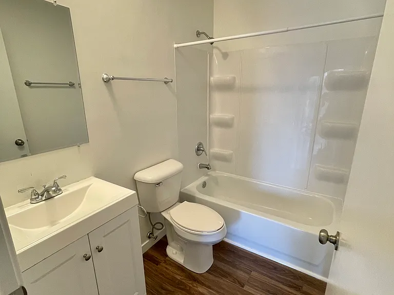 227 E 15th Ave #2B — Photo 9