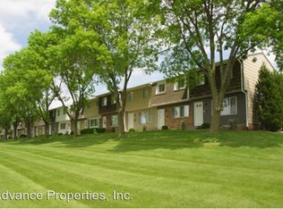 5218 N Ripley St, Davenport, IA 52806