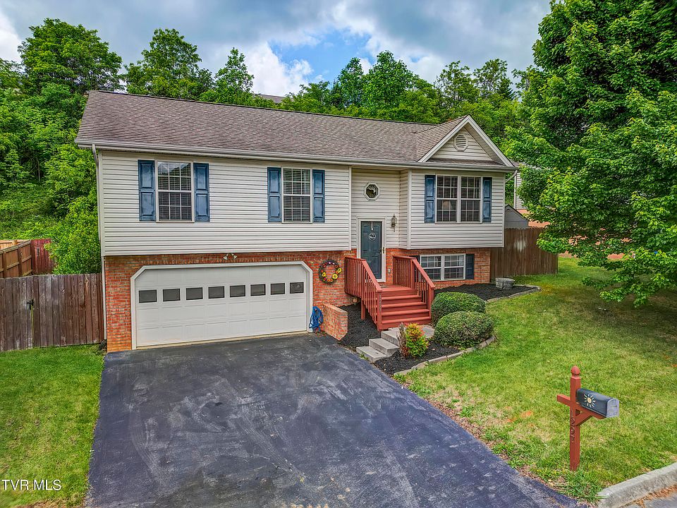 1st image of 1297 Meadow Creek Ln