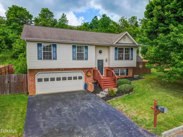 1297 Meadow Creek Ln, Jonesborough, TN 37659