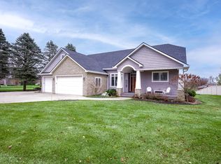 46911 Delta Dr, Decatur, MI 49045