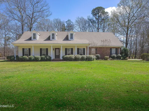 113 Pine Hill Dr, Forest, MS 39074