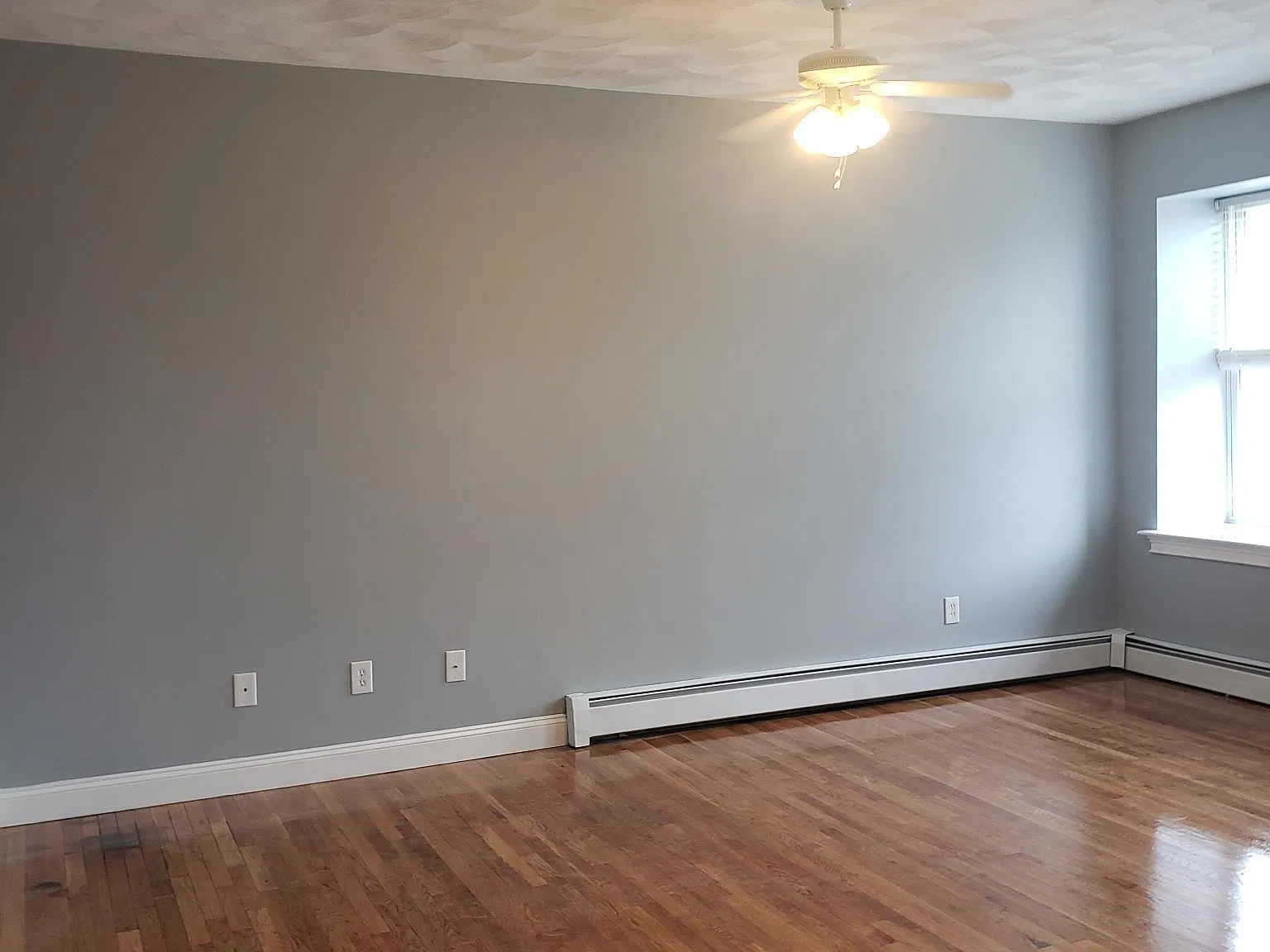 586 Merrimack St — Photo 4