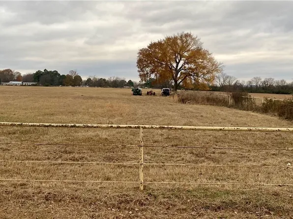 S 4735th Rd, Muldrow, OK 74948
