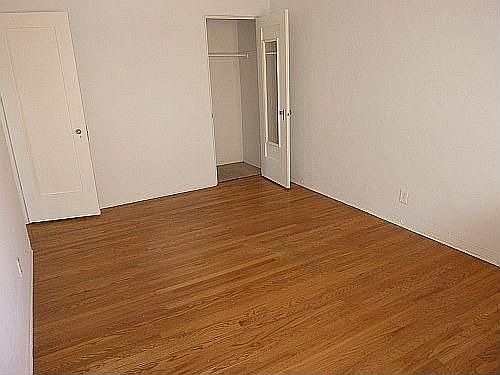 2nd image of 651 S Dunsmuir Ave APT 202