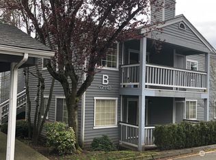 17112 44th Ave W APT B202, Lynnwood, WA