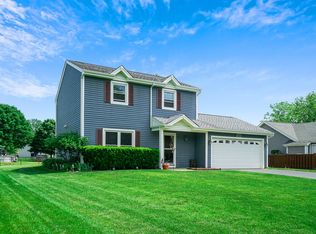 3814 Hale Ln, Island Lake, IL 60042