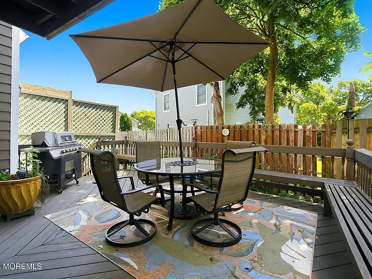 137 Marina Bay Ct — Photo 10