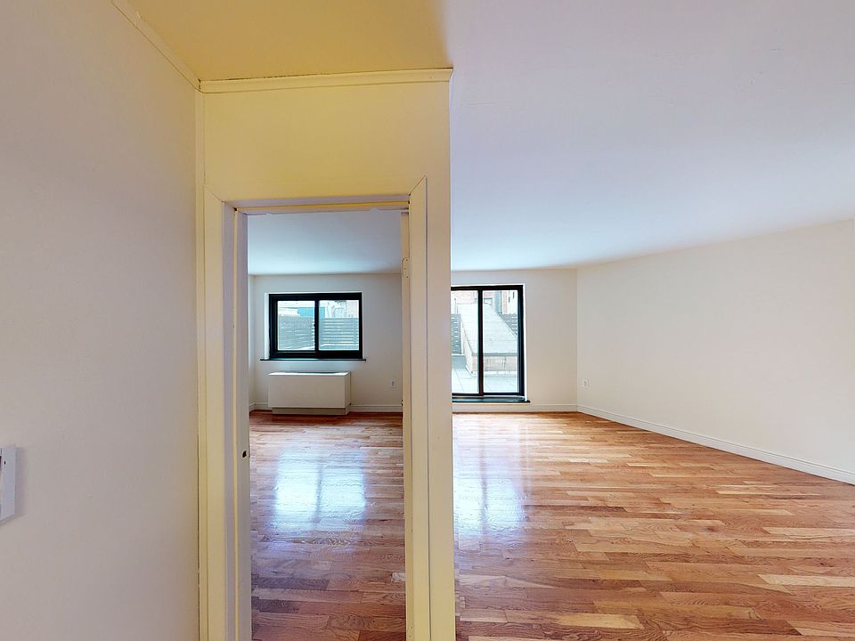 1st image of 50 Prince St APT 2N