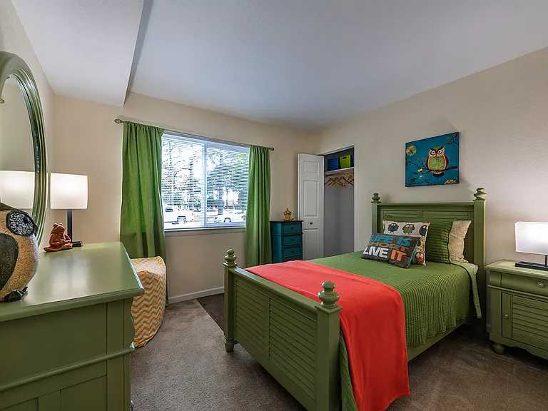 The Palms Apartments — Photo 8