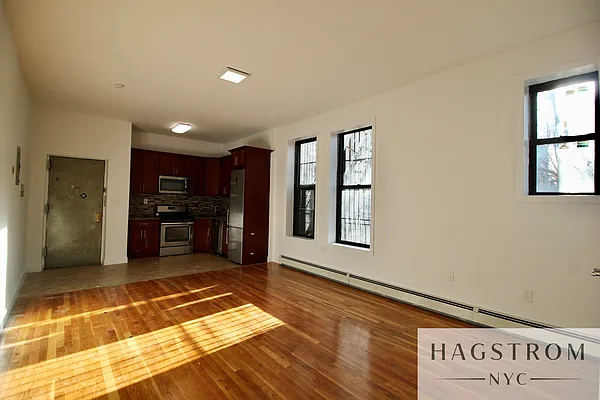 Rented by Hagstrom Management Inc | media 11