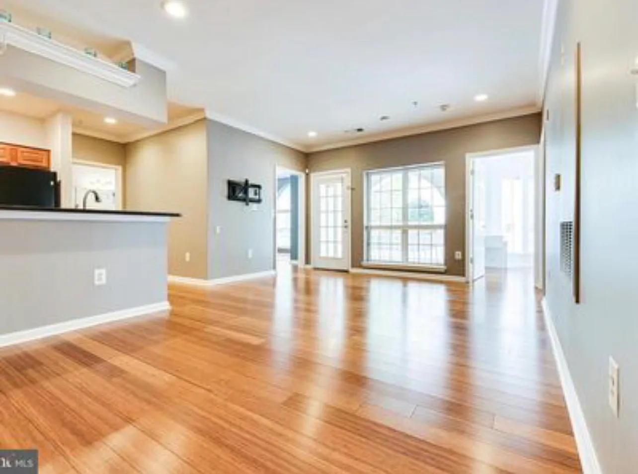 2 bed, 1160 sqft, $2,849 — Photo 1