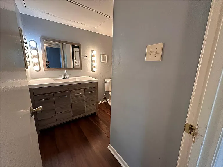 8433 Hearth Dr #35 — Photo 11