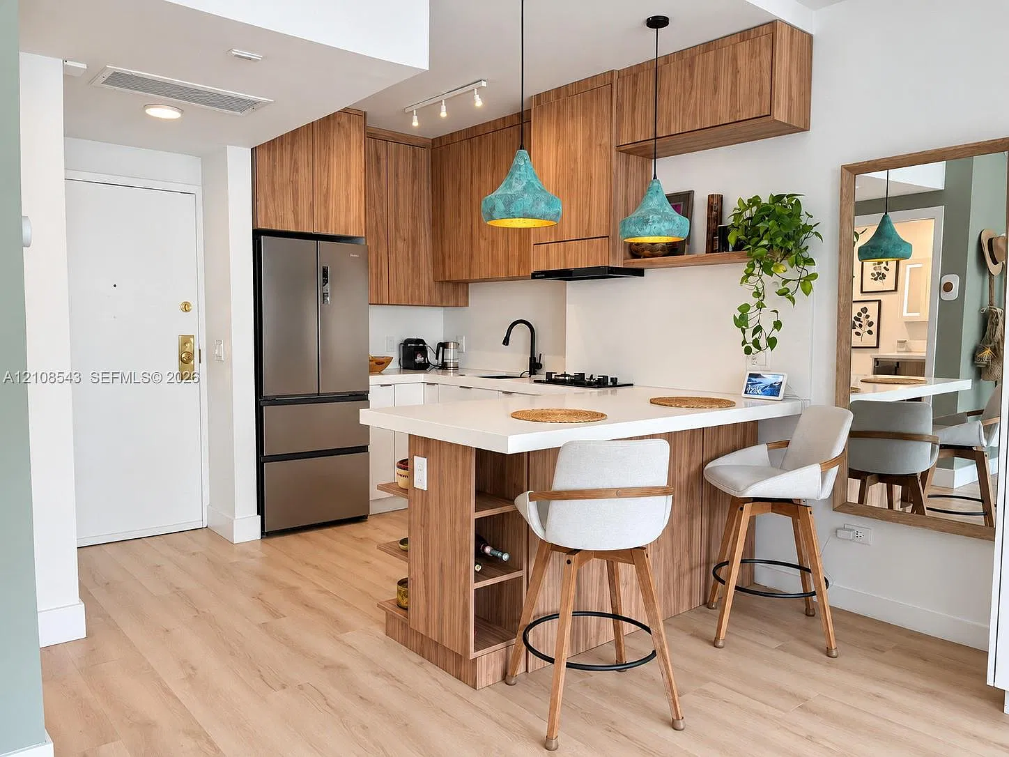 David William Hotel Condo — Photo 4