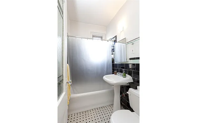 Sold by Douglas Elliman | media 19