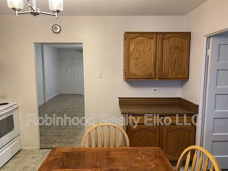 533 8th St #1 — Photo 10