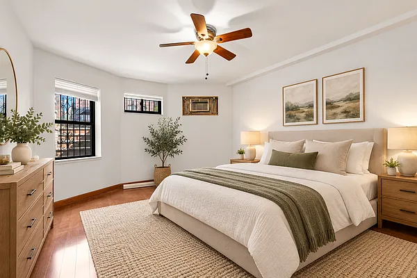 Bedroom, photo 2